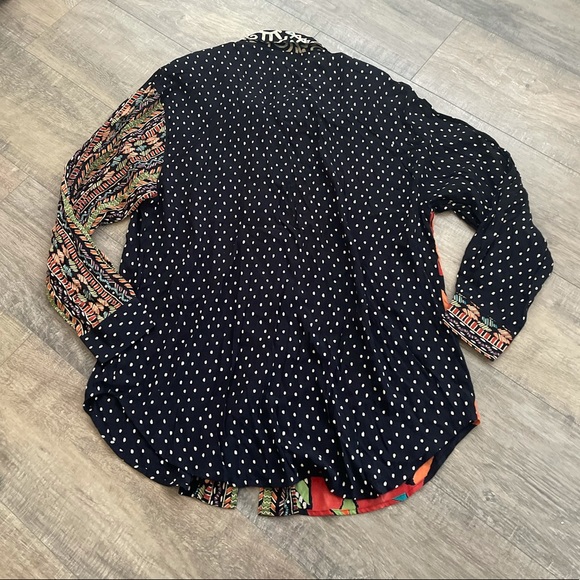 Vintage Carole Little Button Down Print Blouse - Picture 4 of 6